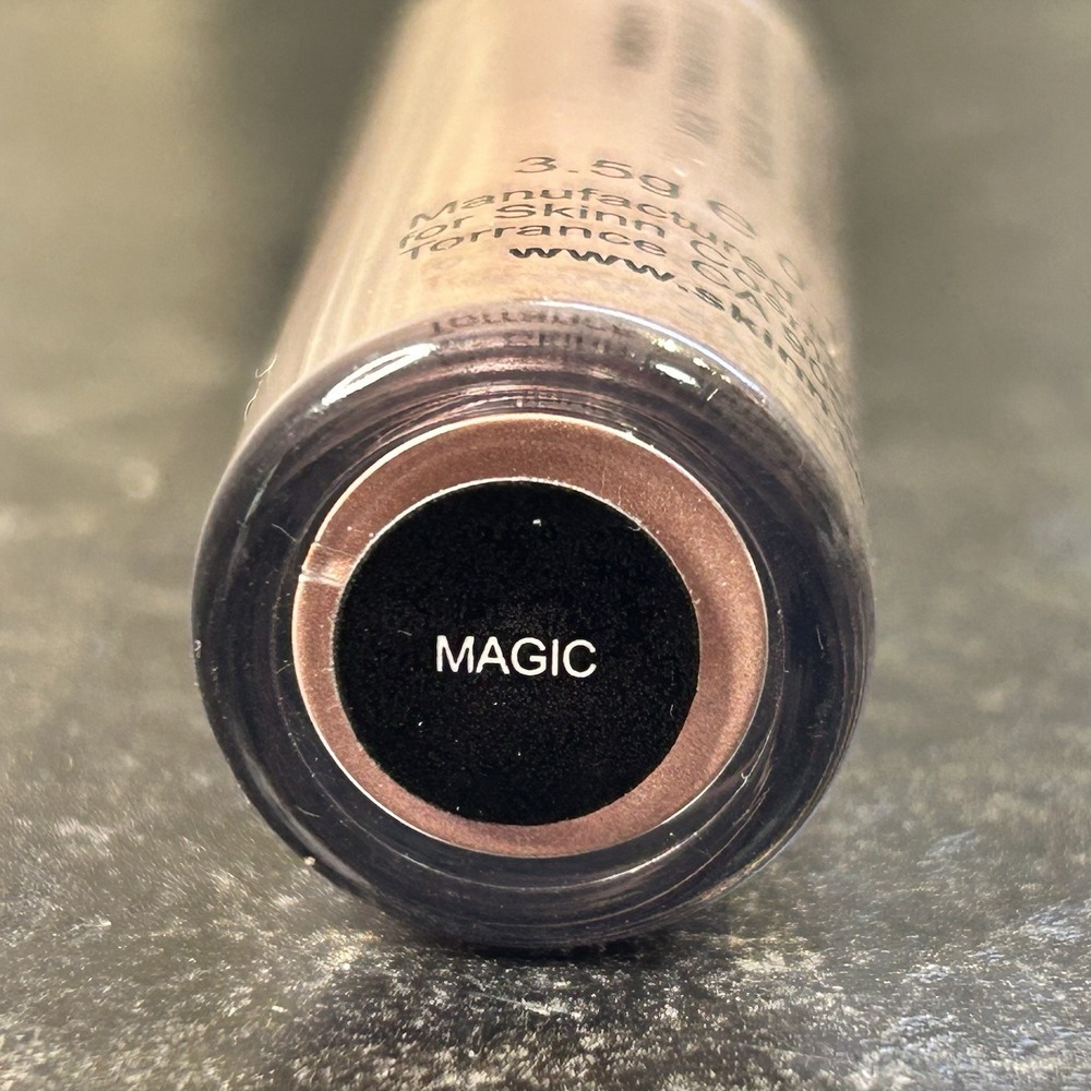 NEW Skinn Dimitri James Mineral Eye Lighter Roller MAGIC Discontinued - Picture 5 of 5